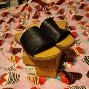 Steve Madden Slides